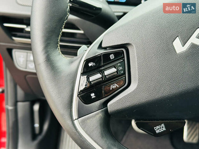 Красный Киа EV6, объемом двигателя 0 л и пробегом 44 тыс. км за 24500 $, фото 30 на Automoto.ua
