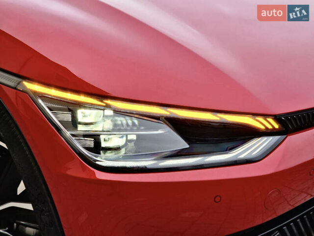 Червоний Кіа EV6, об'ємом двигуна 0 л та пробігом 53 тис. км за 24700 $, фото 29 на Automoto.ua