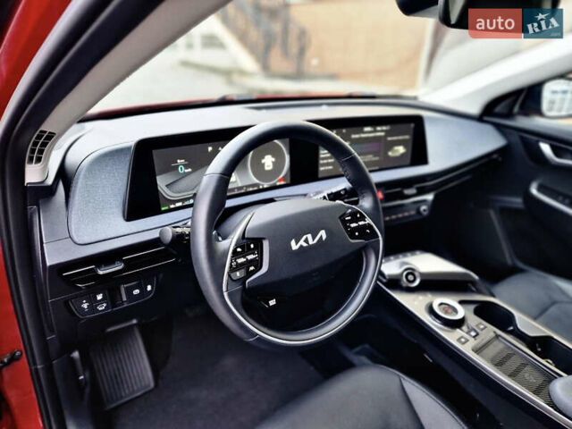 Червоний Кіа EV6, об'ємом двигуна 0 л та пробігом 53 тис. км за 24700 $, фото 82 на Automoto.ua