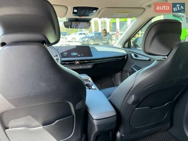 Красный Киа EV6, объемом двигателя 0 л и пробегом 78 тыс. км за 23000 $, фото 7 на Automoto.ua