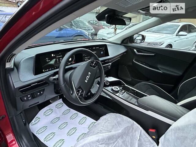 Красный Киа EV6, объемом двигателя 0 л и пробегом 27 тыс. км за 27999 $, фото 32 на Automoto.ua