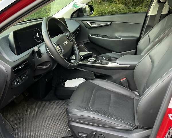 Красный Киа EV6, объемом двигателя 0 л и пробегом 51 тыс. км за 29000 $, фото 56 на Automoto.ua