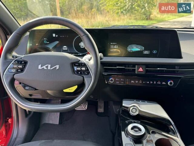 Червоний Кіа EV6, об'ємом двигуна 0 л та пробігом 62 тис. км за 36900 $, фото 22 на Automoto.ua