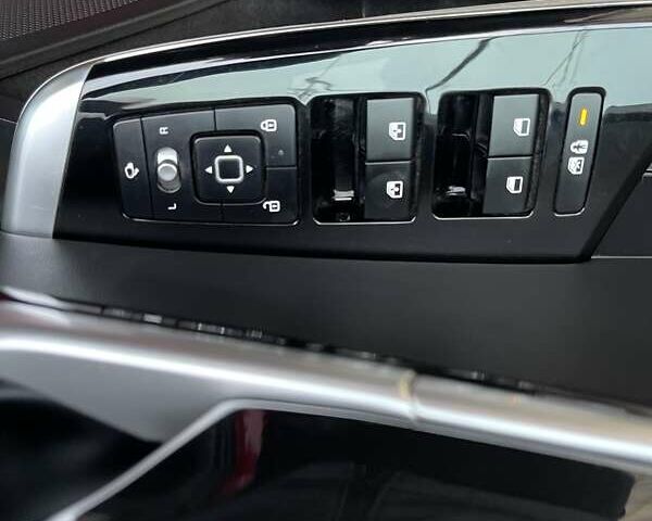 Красный Киа EV6, объемом двигателя 0 л и пробегом 77 тыс. км за 29300 $, фото 23 на Automoto.ua