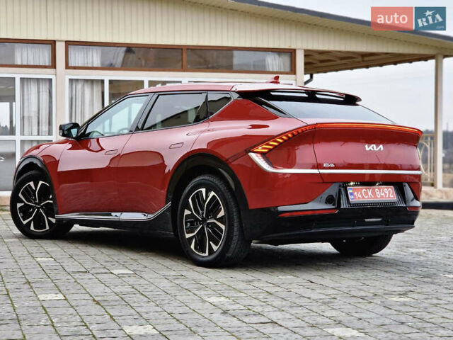 Червоний Кіа EV6, об'ємом двигуна 0 л та пробігом 53 тис. км за 24700 $, фото 2 на Automoto.ua