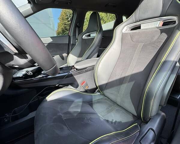 Червоний Кіа EV6, об'ємом двигуна 0 л та пробігом 62 тис. км за 36900 $, фото 24 на Automoto.ua