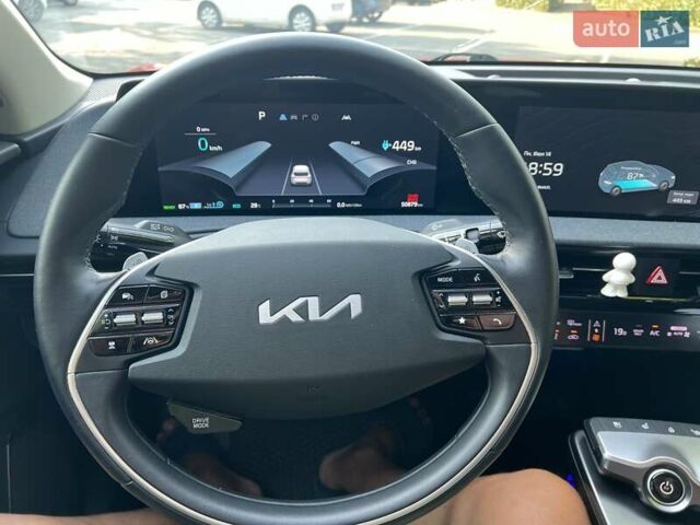 Красный Киа EV6, объемом двигателя 0 л и пробегом 51 тыс. км за 29000 $, фото 45 на Automoto.ua