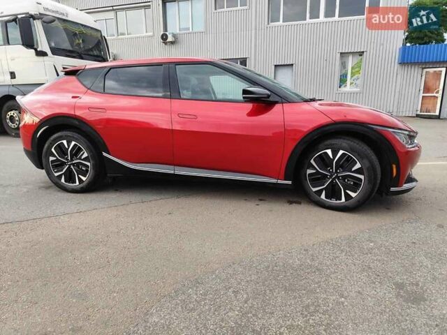 Красный Киа EV6, объемом двигателя 0 л и пробегом 57 тыс. км за 26999 $, фото 13 на Automoto.ua