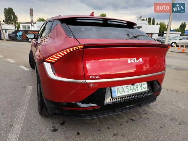 Красный Киа EV6, объемом двигателя 0 л и пробегом 57 тыс. км за 26999 $, фото 6 на Automoto.ua