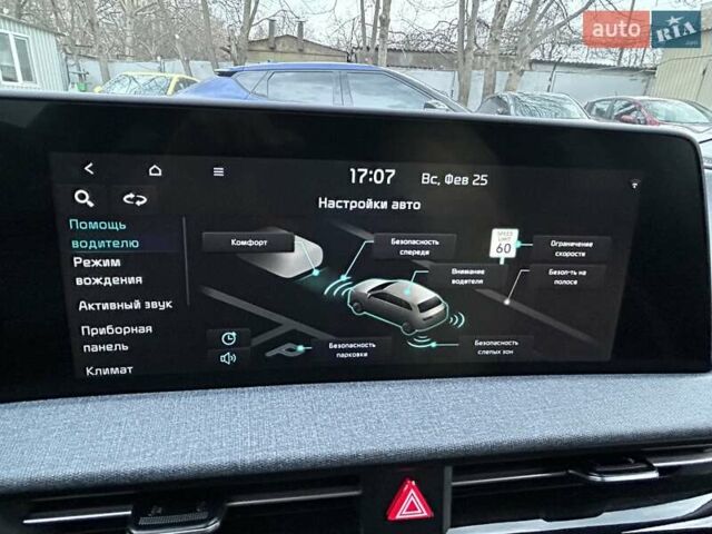 Красный Киа EV6, объемом двигателя 0 л и пробегом 27 тыс. км за 27999 $, фото 23 на Automoto.ua
