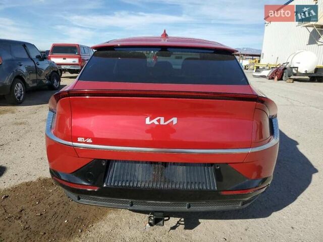 Красный Киа EV6, объемом двигателя 0 л и пробегом 40 тыс. км за 13980 $, фото 5 на Automoto.ua