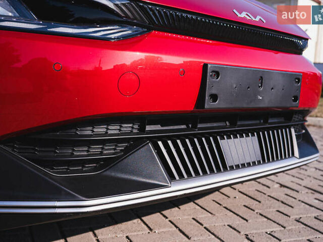Красный Киа EV6, объемом двигателя 0 л и пробегом 103 тыс. км за 24500 $, фото 7 на Automoto.ua