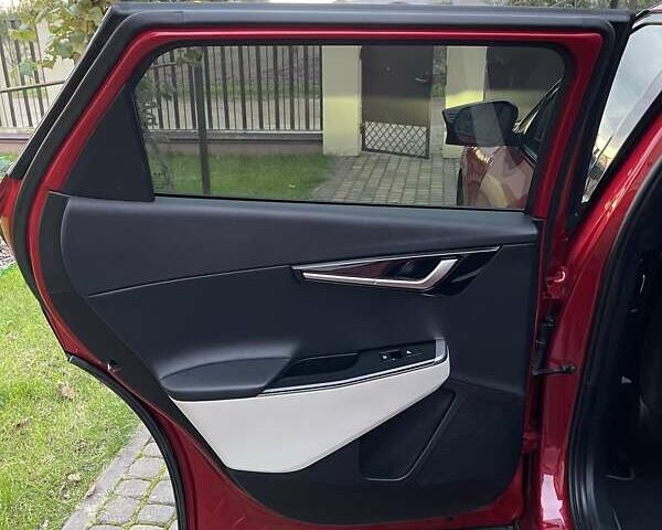 Красный Киа EV6, объемом двигателя 0 л и пробегом 77 тыс. км за 29300 $, фото 40 на Automoto.ua