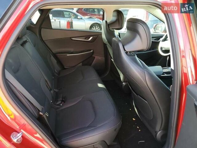 Красный Киа EV6, объемом двигателя 0 л и пробегом 40 тыс. км за 13980 $, фото 9 на Automoto.ua