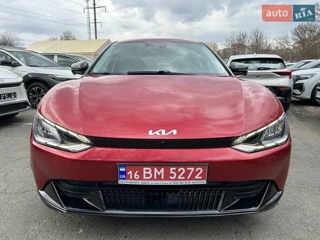 Красный Киа EV6, объемом двигателя 0 л и пробегом 27 тыс. км за 33900 $, фото 7 на Automoto.ua