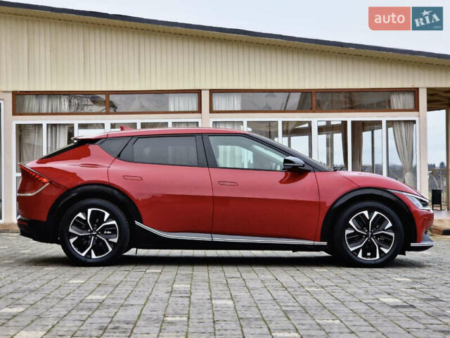 Червоний Кіа EV6, об'ємом двигуна 0 л та пробігом 53 тис. км за 24700 $, фото 4 на Automoto.ua