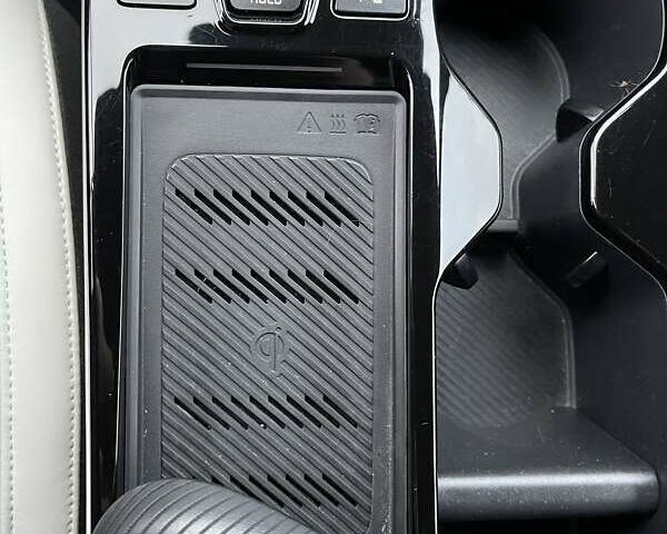 Красный Киа EV6, объемом двигателя 0 л и пробегом 77 тыс. км за 29300 $, фото 35 на Automoto.ua