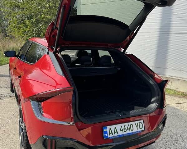 Червоний Кіа EV6, об'ємом двигуна 0 л та пробігом 62 тис. км за 36900 $, фото 9 на Automoto.ua
