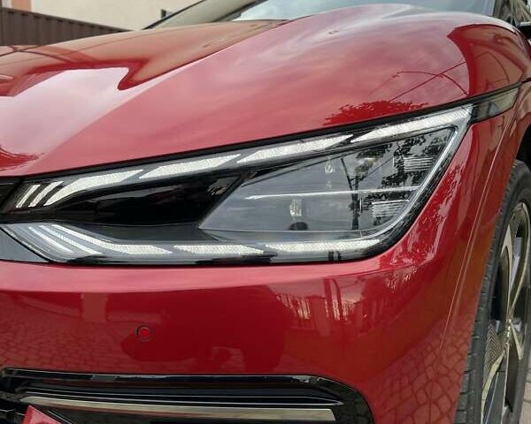 Красный Киа EV6, объемом двигателя 0 л и пробегом 77 тыс. км за 29300 $, фото 13 на Automoto.ua