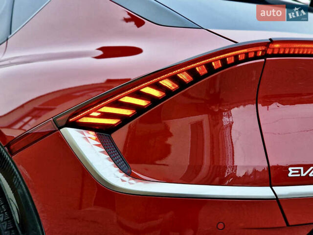 Червоний Кіа EV6, об'ємом двигуна 0 л та пробігом 53 тис. км за 24700 $, фото 48 на Automoto.ua