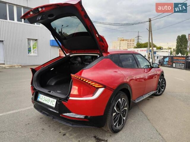 Красный Киа EV6, объемом двигателя 0 л и пробегом 57 тыс. км за 26999 $, фото 28 на Automoto.ua