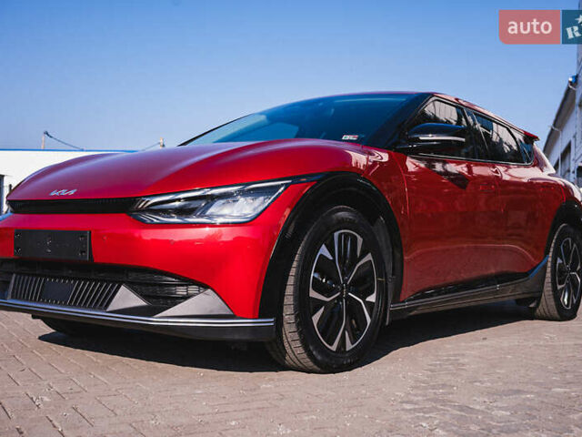 Красный Киа EV6, объемом двигателя 0 л и пробегом 103 тыс. км за 24500 $, фото 10 на Automoto.ua