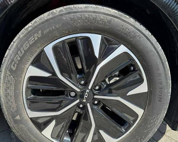 Красный Киа EV6, объемом двигателя 0 л и пробегом 78 тыс. км за 23000 $, фото 13 на Automoto.ua