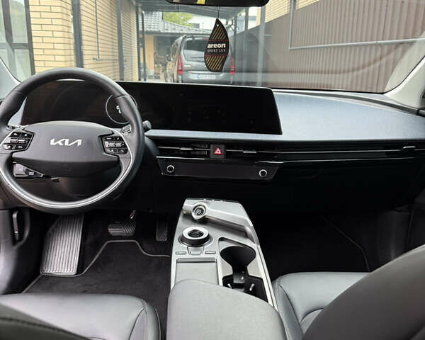 Червоний Кіа EV6, об'ємом двигуна 0 л та пробігом 38 тис. км за 27850 $, фото 11 на Automoto.ua