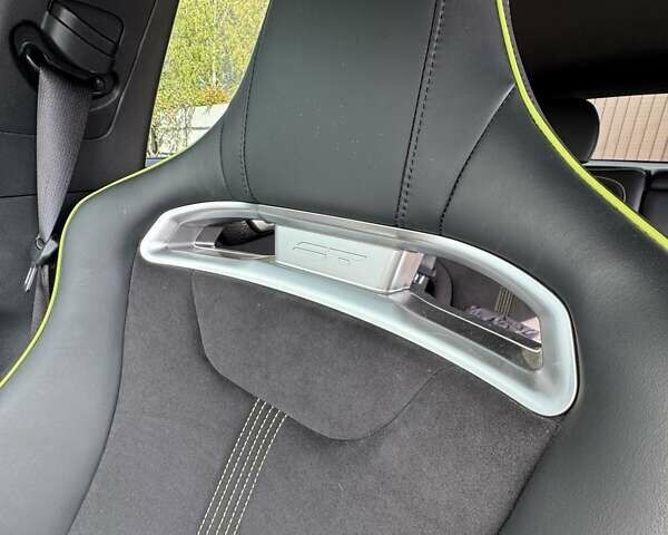 Червоний Кіа EV6, об'ємом двигуна 0 л та пробігом 62 тис. км за 36900 $, фото 26 на Automoto.ua