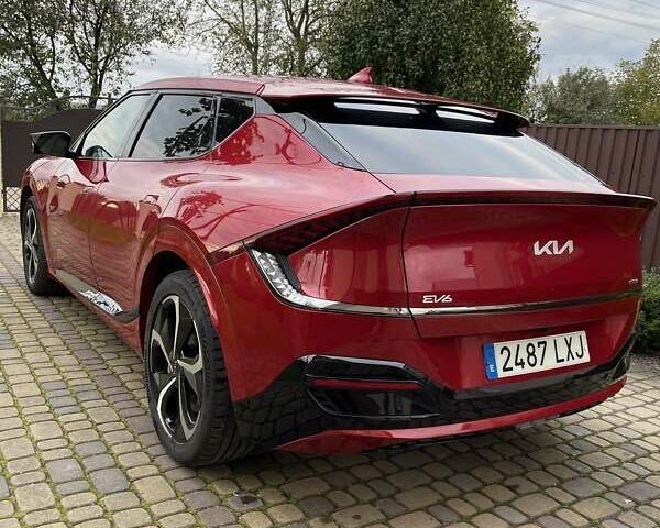 Красный Киа EV6, объемом двигателя 0 л и пробегом 77 тыс. км за 29300 $, фото 3 на Automoto.ua