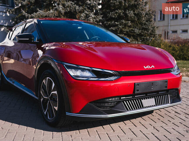 Красный Киа EV6, объемом двигателя 0 л и пробегом 103 тыс. км за 24500 $, фото 3 на Automoto.ua