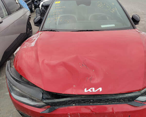 Красный Киа EV6, объемом двигателя 0 л и пробегом 39 тыс. км за 17600 $, фото 1 на Automoto.ua