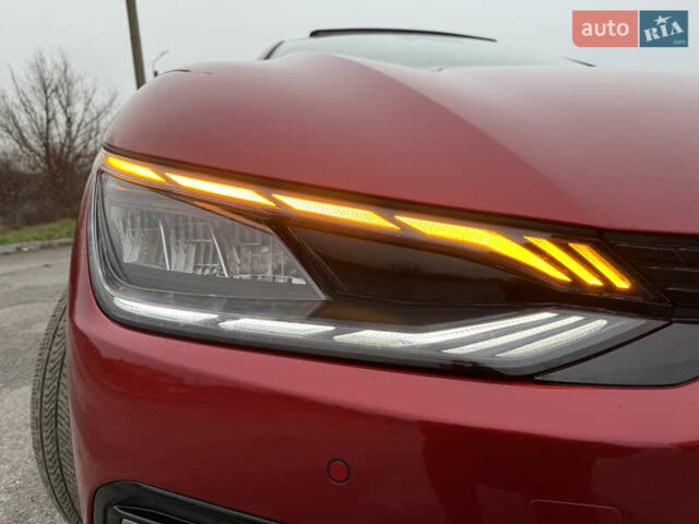 Красный Киа EV6, объемом двигателя 0 л и пробегом 53 тыс. км за 33900 $, фото 19 на Automoto.ua