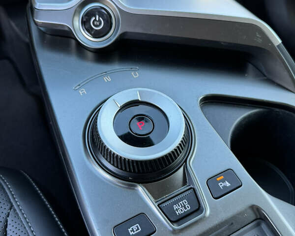 Красный Киа EV6, объемом двигателя 0 л и пробегом 80 тыс. км за 24000 $, фото 24 на Automoto.ua