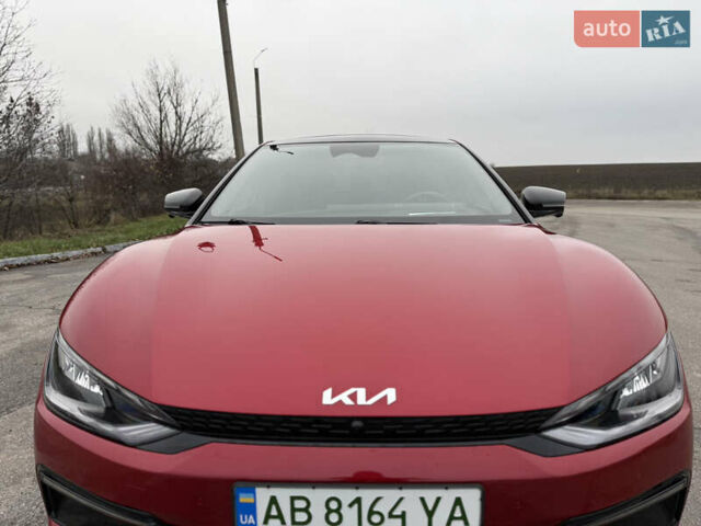 Красный Киа EV6, объемом двигателя 0 л и пробегом 53 тыс. км за 33900 $, фото 12 на Automoto.ua