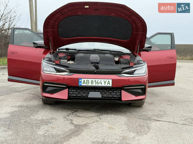 Красный Киа EV6, объемом двигателя 0 л и пробегом 53 тыс. км за 33900 $, фото 53 на Automoto.ua