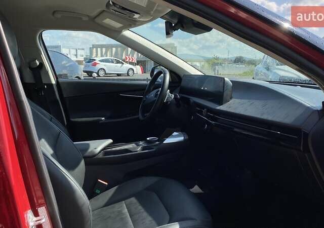 Красный Киа EV6, объемом двигателя 0 л и пробегом 76 тыс. км за 25700 $, фото 13 на Automoto.ua