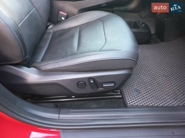 Красный Киа EV6, объемом двигателя 0 л и пробегом 7 тыс. км за 25500 $, фото 23 на Automoto.ua