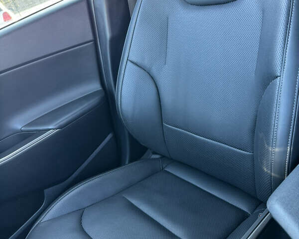 Красный Киа EV6, объемом двигателя 0 л и пробегом 80 тыс. км за 24000 $, фото 12 на Automoto.ua