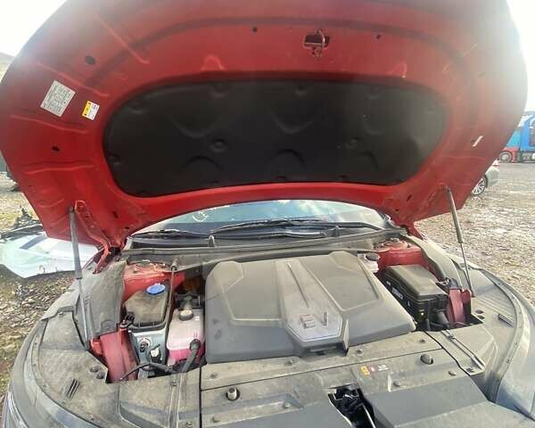 Красный Киа EV6, объемом двигателя 0 л и пробегом 27 тыс. км за 16800 $, фото 4 на Automoto.ua
