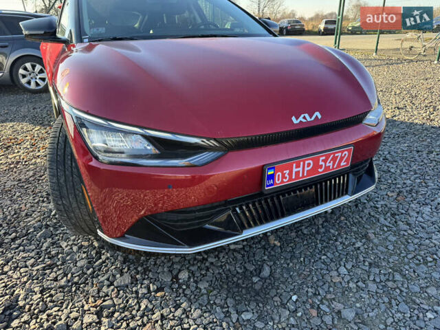 Красный Киа EV6, объемом двигателя 0 л и пробегом 80 тыс. км за 24000 $, фото 3 на Automoto.ua