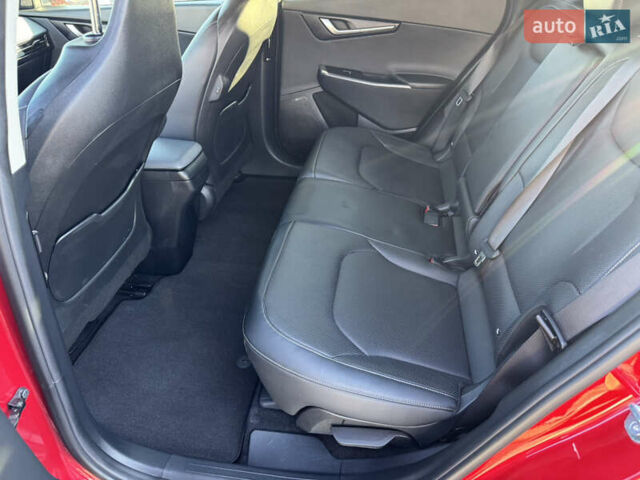 Красный Киа EV6, объемом двигателя 0 л и пробегом 80 тыс. км за 24000 $, фото 33 на Automoto.ua