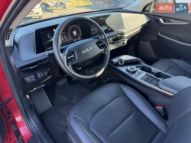 Красный Киа EV6, объемом двигателя 0 л и пробегом 80 тыс. км за 24000 $, фото 16 на Automoto.ua