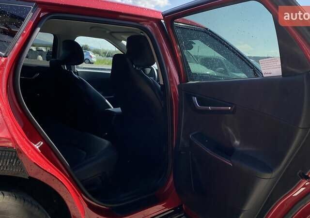 Красный Киа EV6, объемом двигателя 0 л и пробегом 76 тыс. км за 25700 $, фото 11 на Automoto.ua