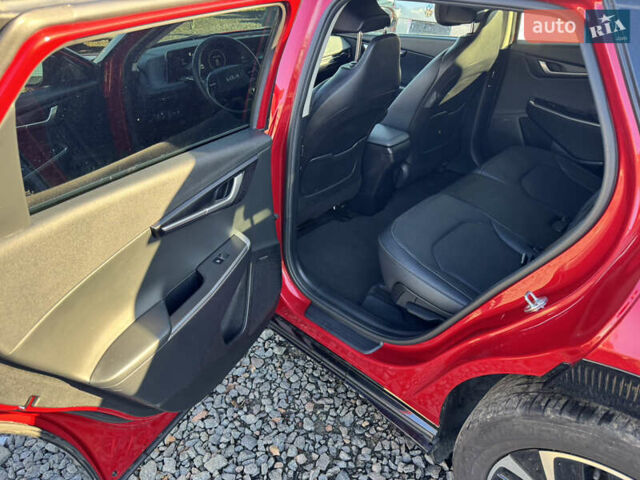 Красный Киа EV6, объемом двигателя 0 л и пробегом 80 тыс. км за 24000 $, фото 39 на Automoto.ua