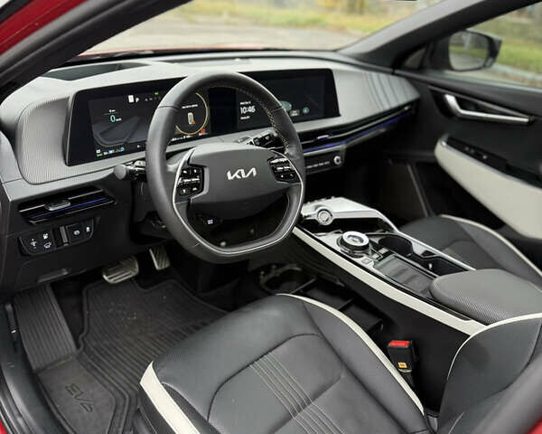 Красный Киа EV6, объемом двигателя 0 л и пробегом 53 тыс. км за 33900 $, фото 22 на Automoto.ua