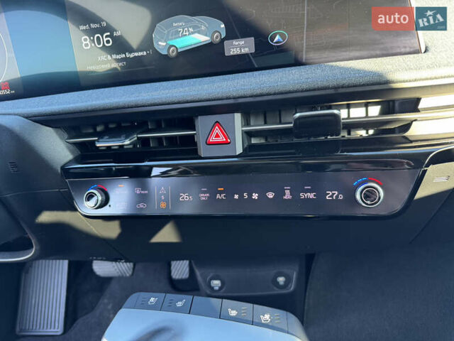 Красный Киа EV6, объемом двигателя 0 л и пробегом 80 тыс. км за 24000 $, фото 19 на Automoto.ua