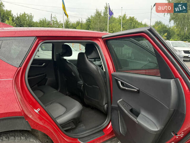 Киа EV6 2023 в Хмельницком на Automoto.ua Красный Киа EV6, объемом двигателя 0 л и пробегом 8 тыс. км за 26500 $, фото 5 на Automoto.ua