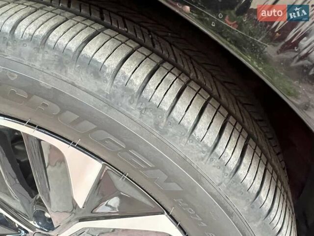 Красный Киа EV6, объемом двигателя 0 л и пробегом 9 тыс. км за 27999 $, фото 7 на Automoto.ua