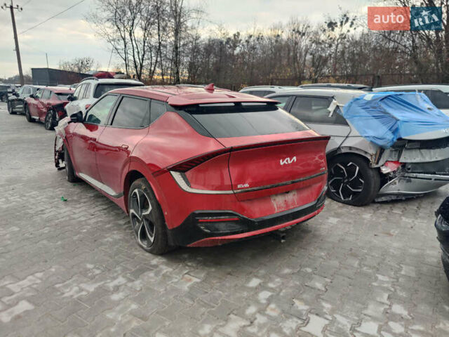 Красный Киа EV6, объемом двигателя 0 л и пробегом 39 тыс. км за 17600 $, фото 3 на Automoto.ua